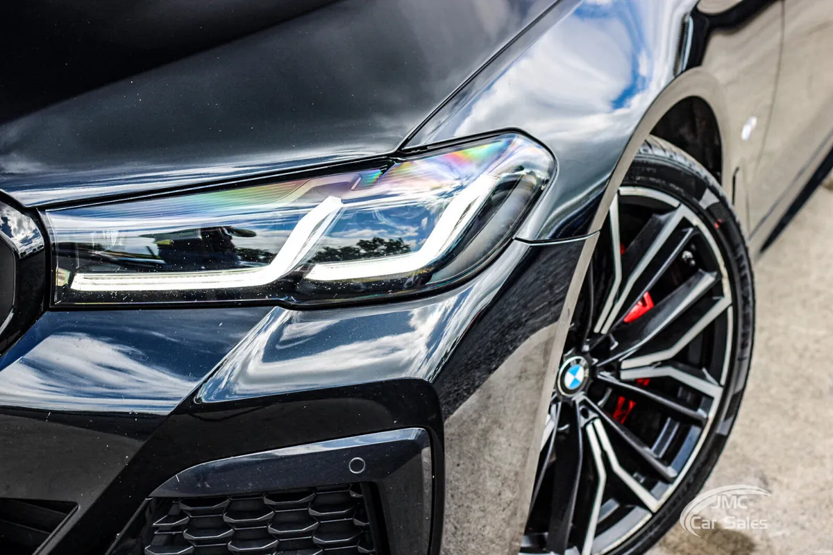 2022 BMW 5 SERIES PRO PACK LCI - Image 3