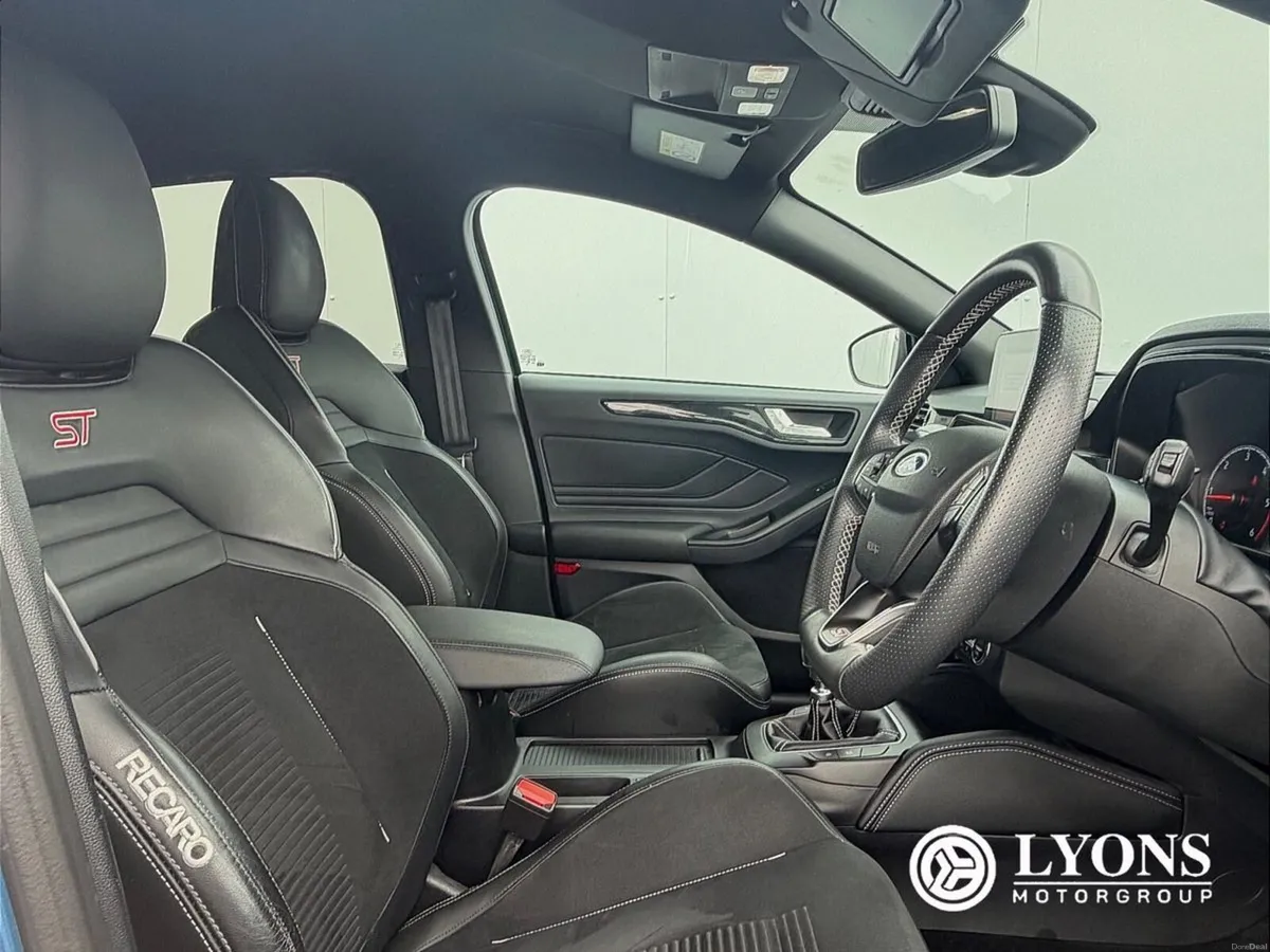 Ford Focus 2.0 Diesel 190PS ST Manual With Full Se - Image 3