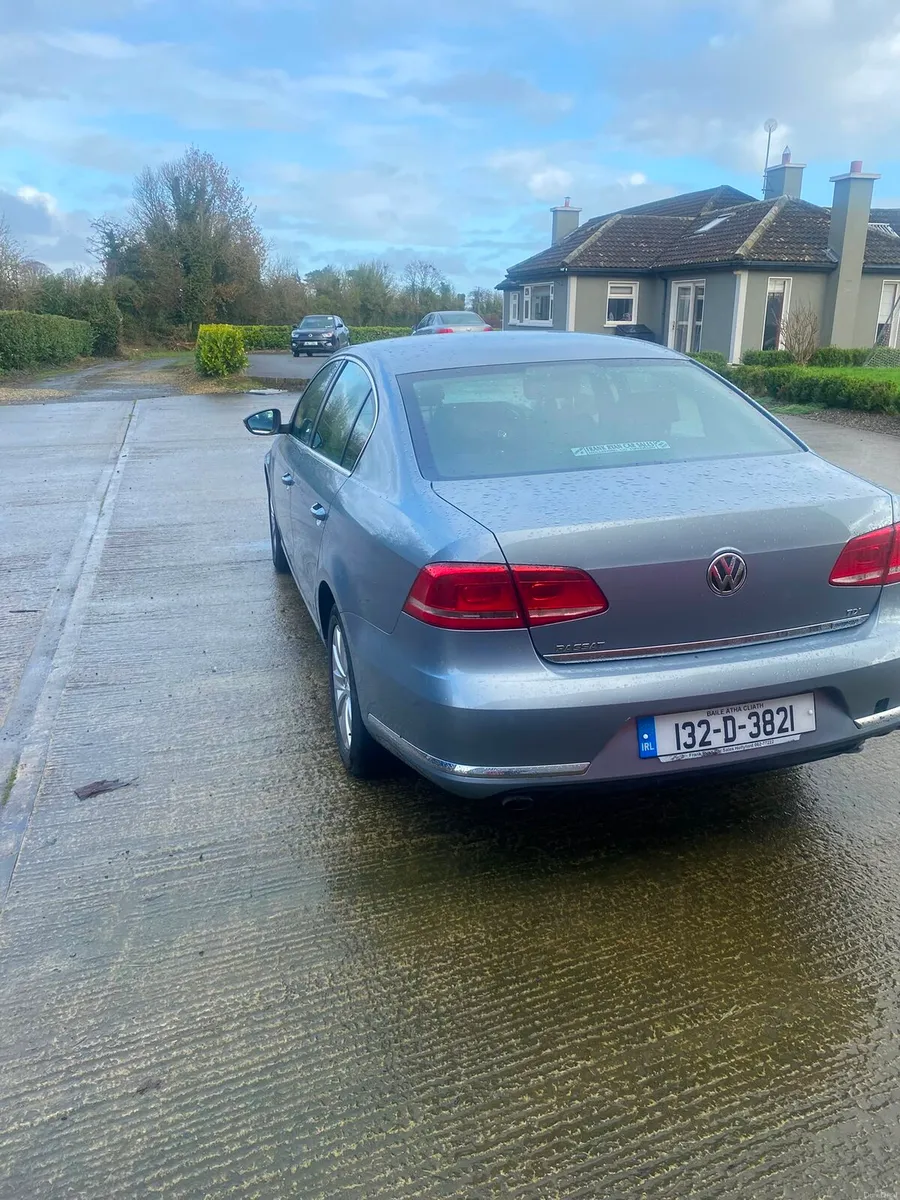 Volkswagen Passat - Image 3