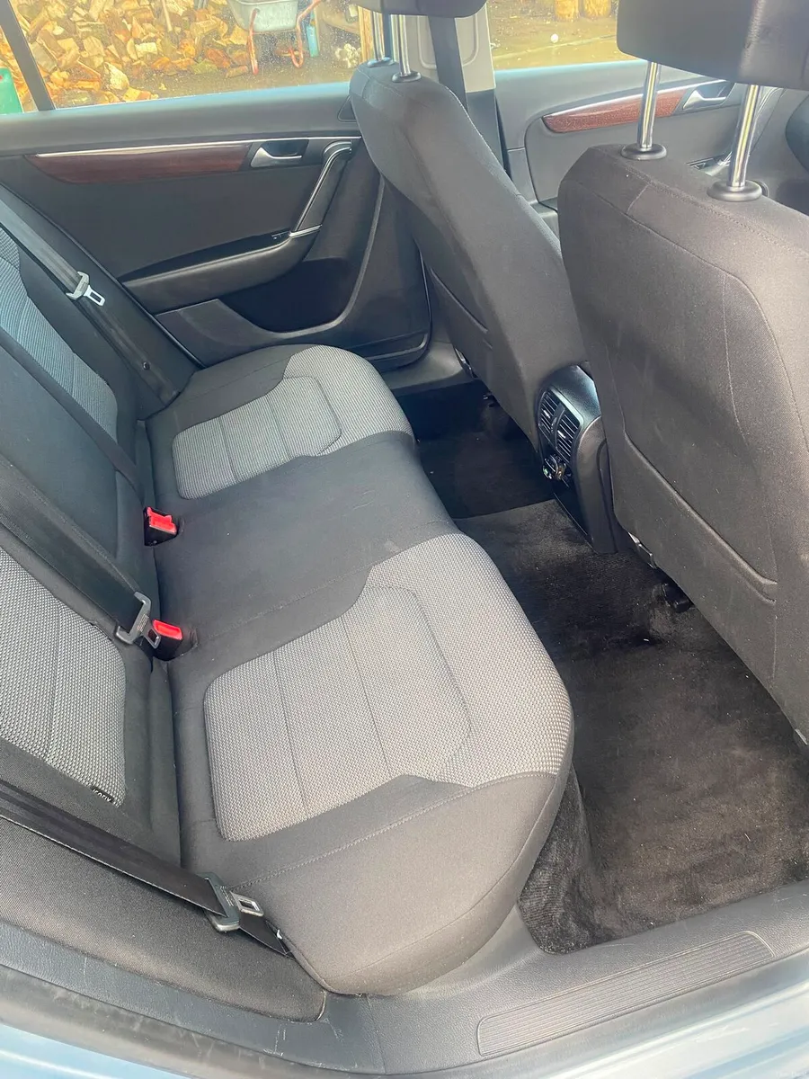 Volkswagen Passat - Image 6