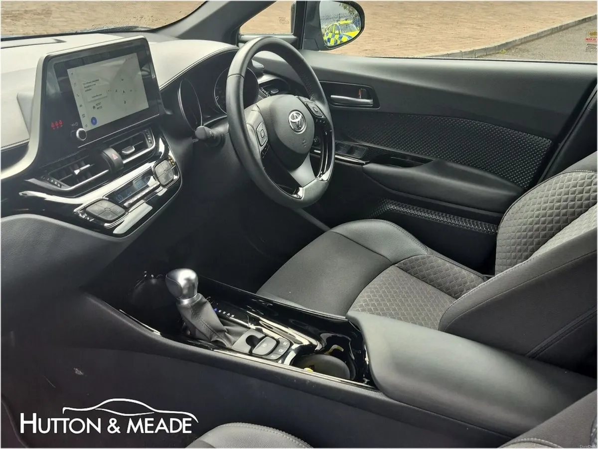 Toyota C-HR Sport Bi Tone HEV 1.8 Petrol 5dr - Image 5
