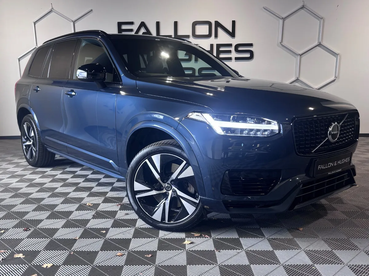 VOLVO XC90 -DESIGN T8 RCHARGE RECHARGE / 212 REG - Image 1