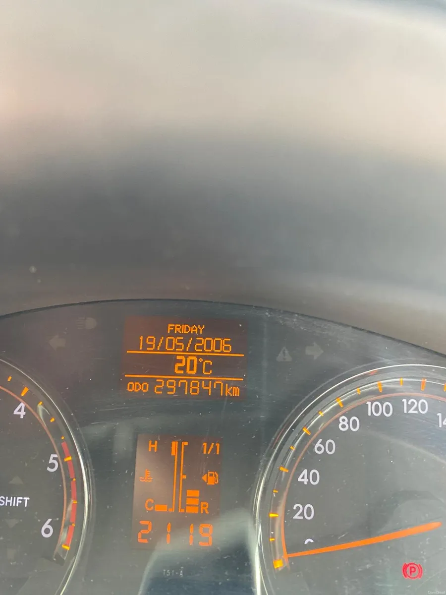 Car - Image 6