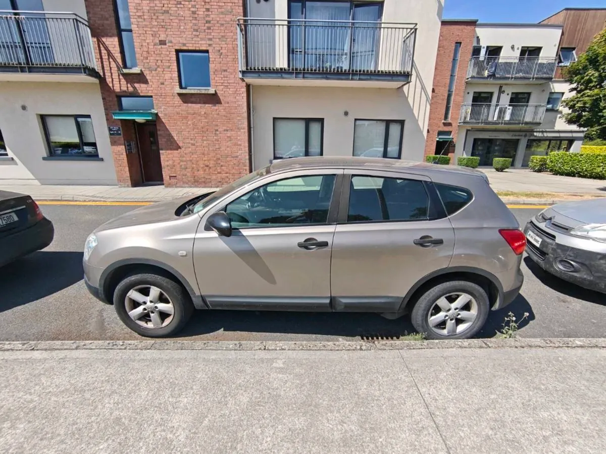 Nissan Qashqai 2009 - Image 3