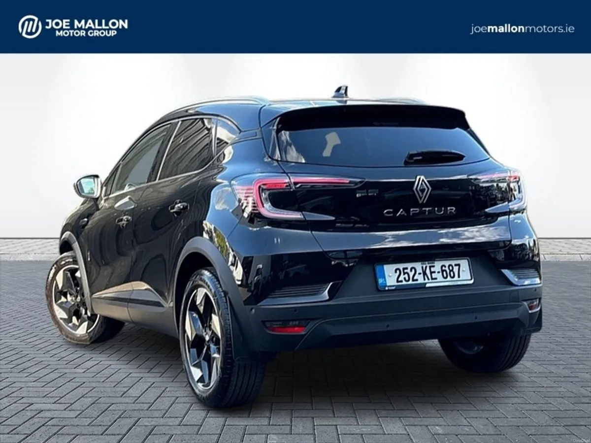 Renault Captur TCe 90 Techno - Image 2