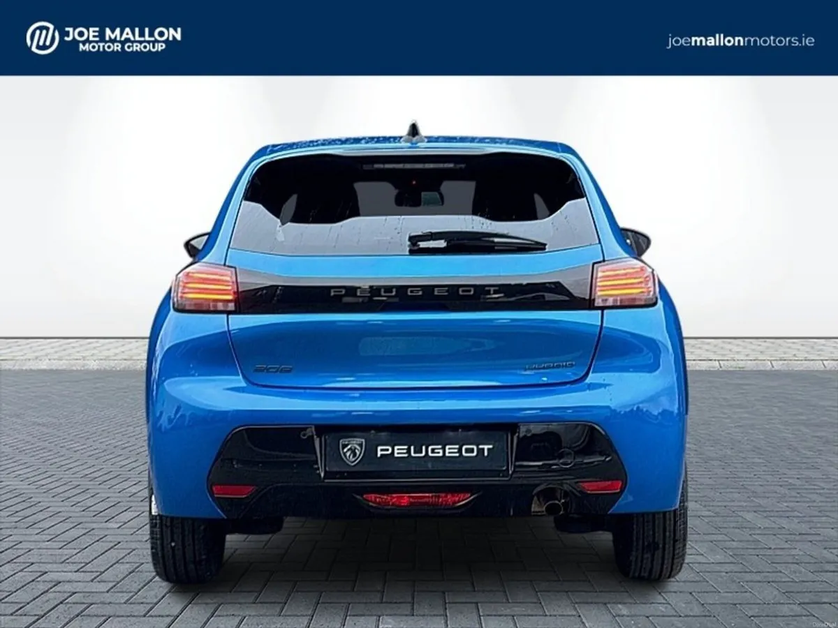 Peugeot 208 AlLLURE 1.2 HYBRID 110BHP e-DCS6 - Image 5