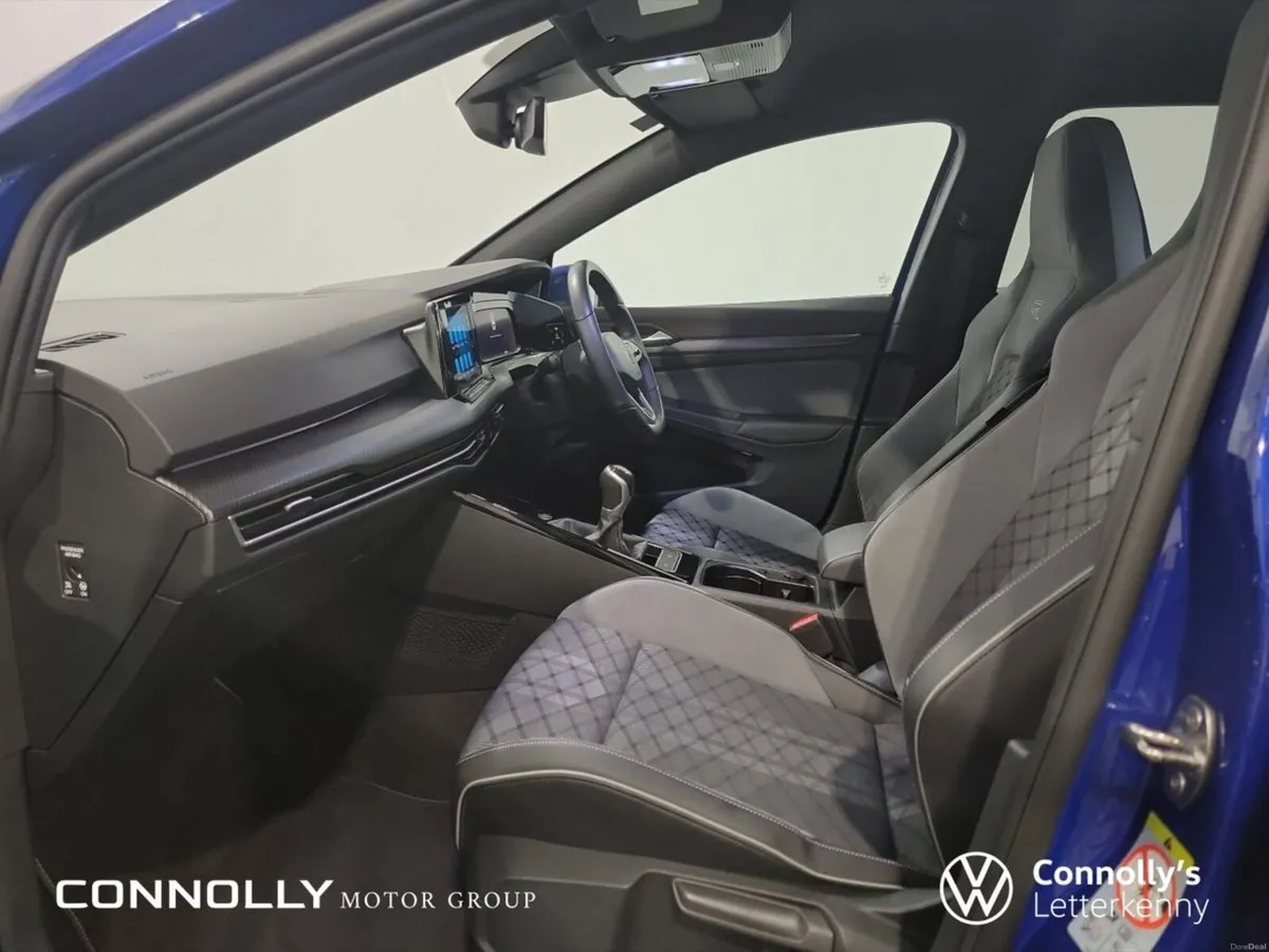 Volkswagen Golf R-Line 1.5 TSI 130BHP *HUGE SPEC* - Image 5