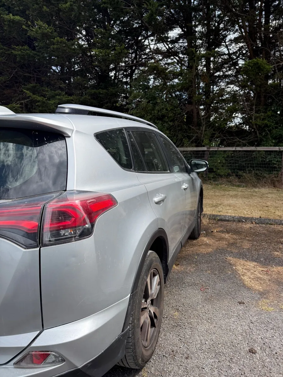 Toyota RAV4 2016 - Image 4