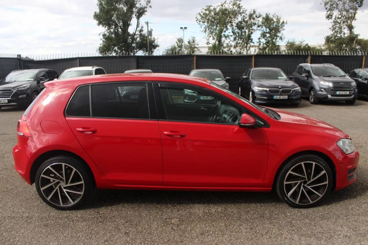 Volkswagen Golf 1.6 TDI 105HP TRENDLINE - TENDER 7 - Image 2
