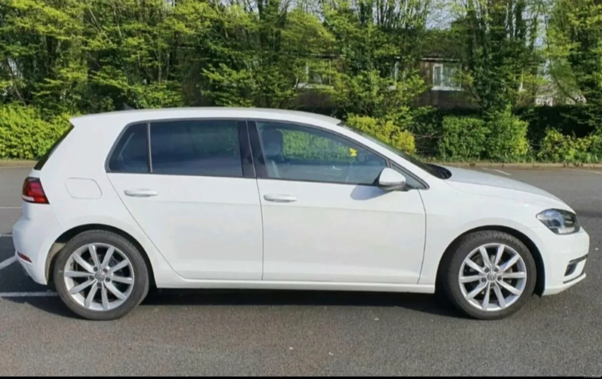 Car - Image 6
