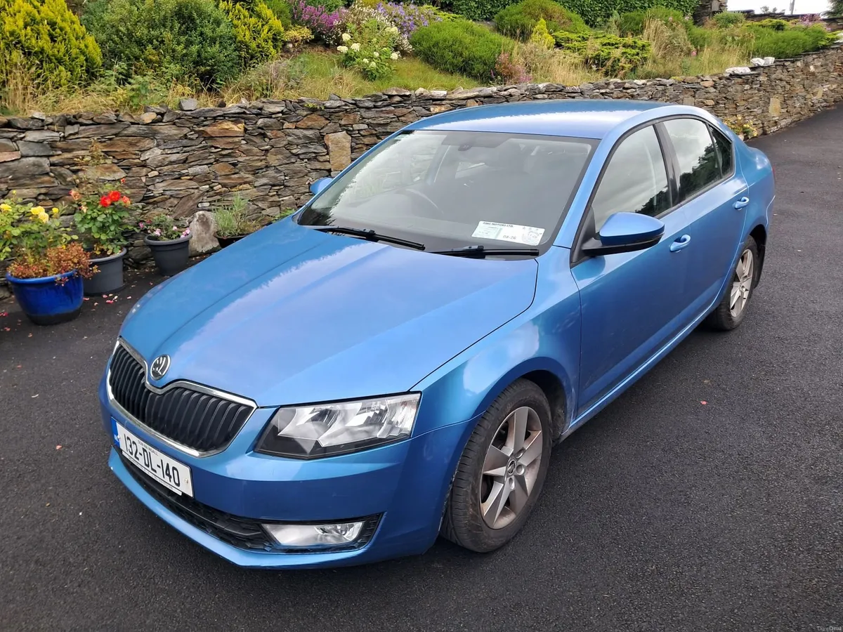 Skoda Octavia 2013, Automatic - Image 1
