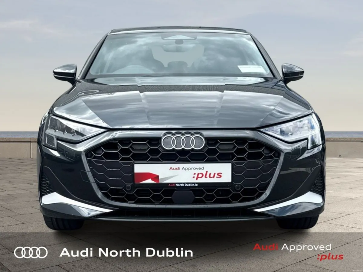 Audi A3 A3 Sportback SE TFSI  110 kW S tronic, RRP - Image 2