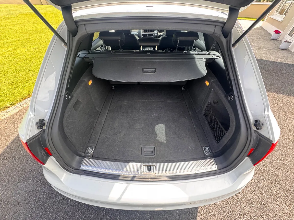 2015 Audi A4 S-line Black Edition - Image 6