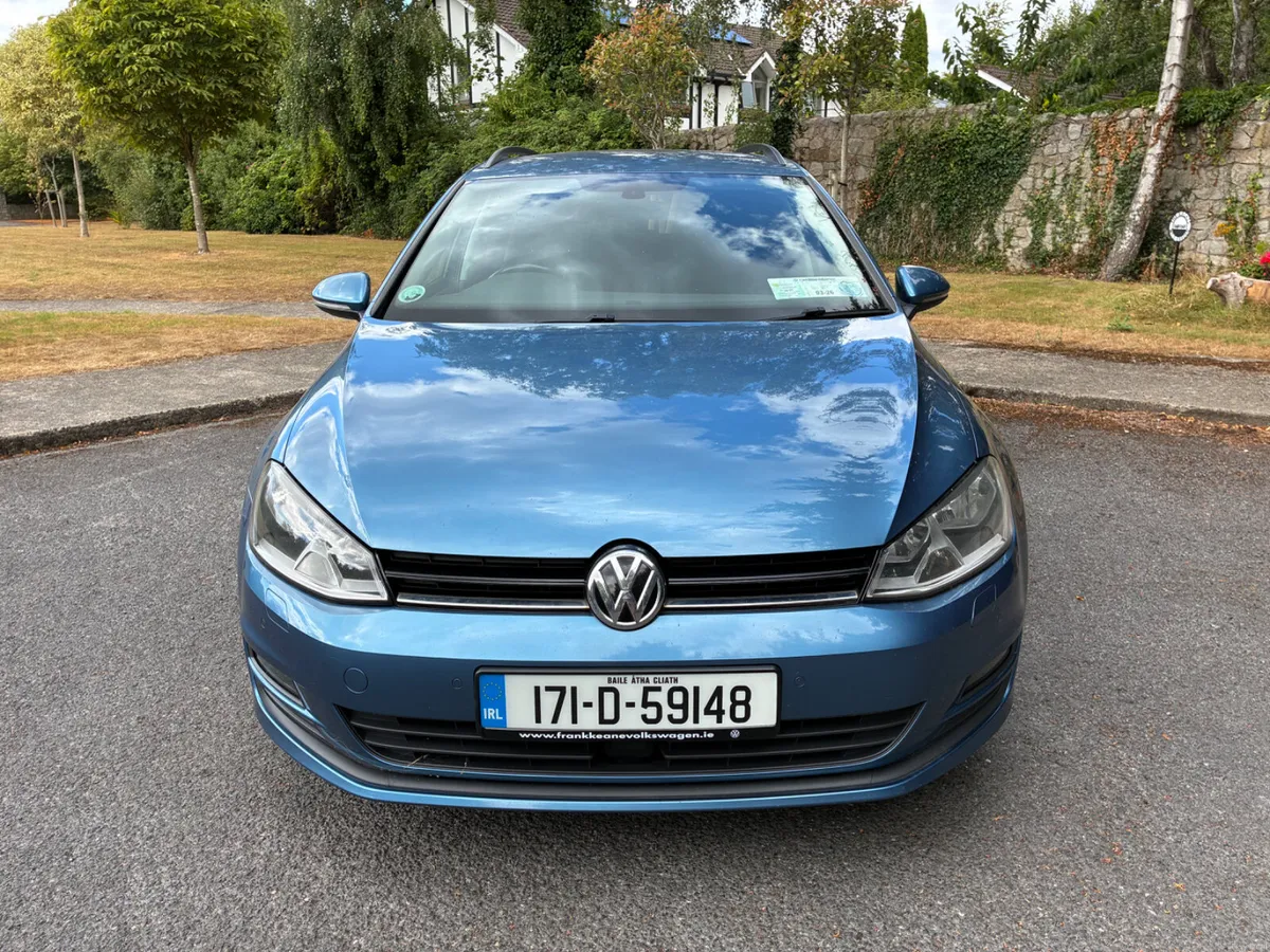 Volkswagen Golf Estate Diesel - Image 2