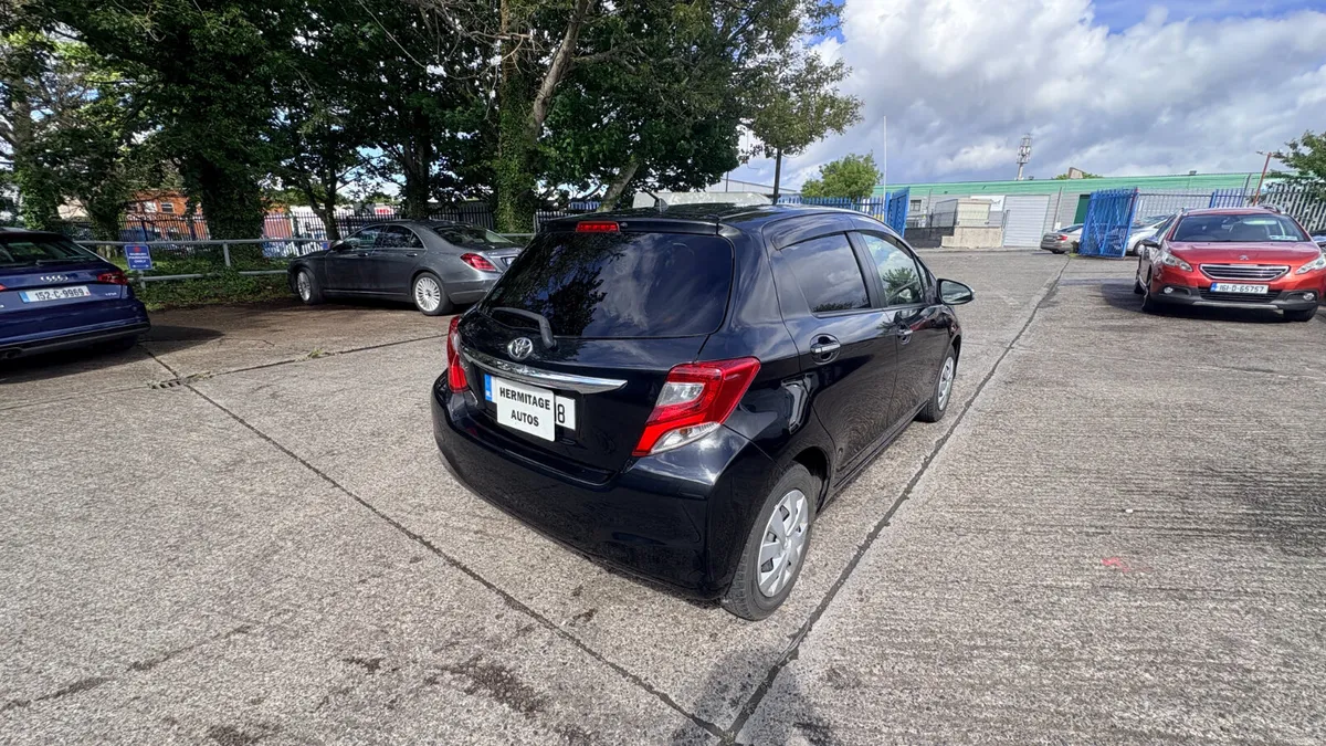 Toyota Vitz 1.3 Petrol Auto 2015 - Image 4
