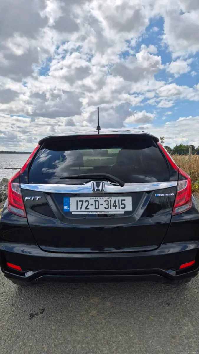 Honda Fit Hybrid - Image 3