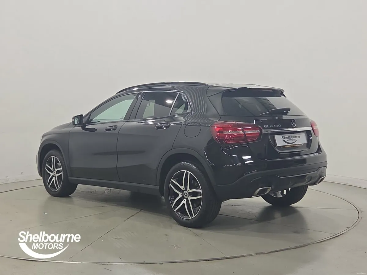 Mercedes-Benz GLA Class GLA 180 URBAN EDITION - Image 2