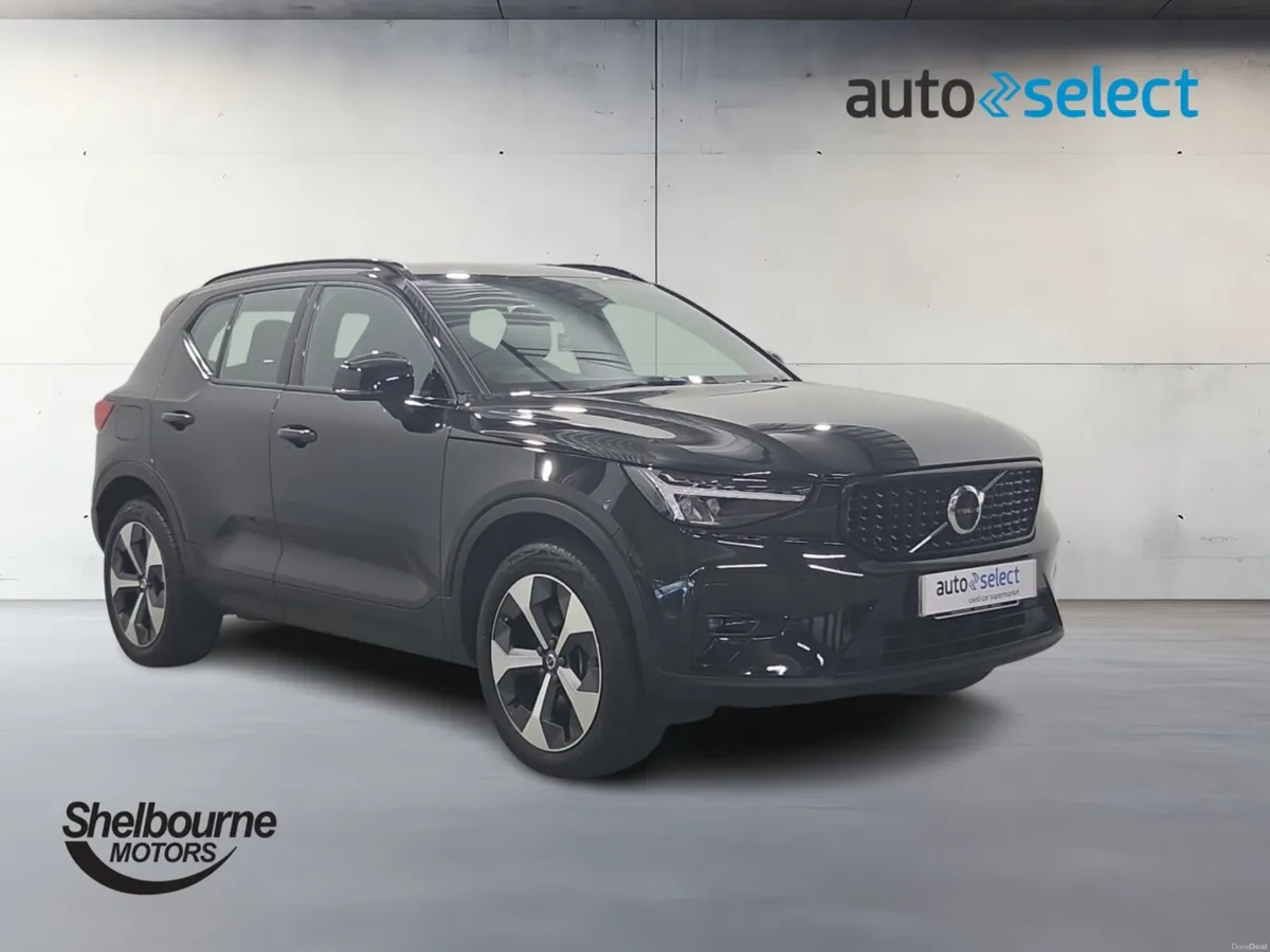 Volvo XC40 B3 PLUS - Image 1