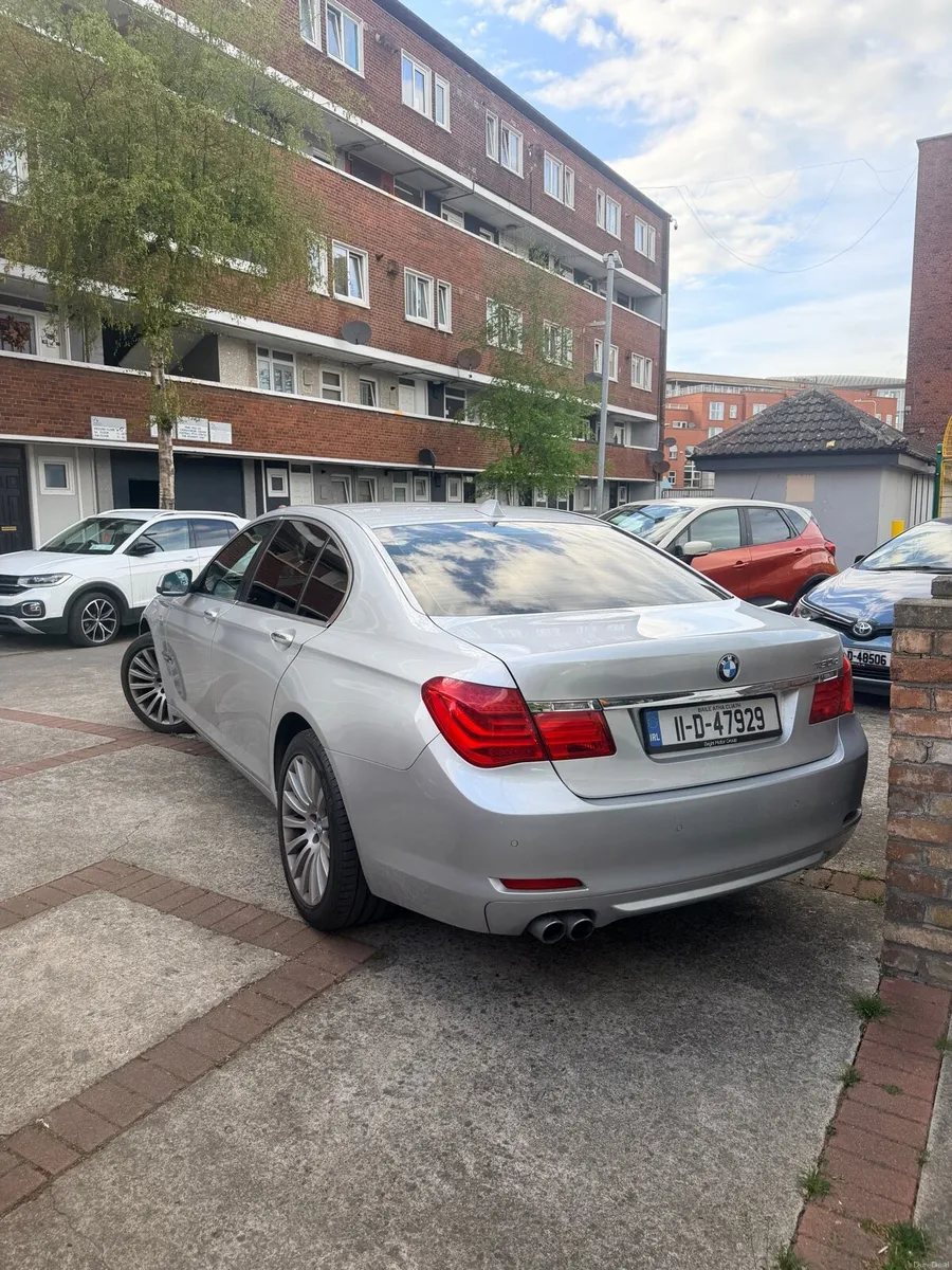 Bmw 730d - Image 1