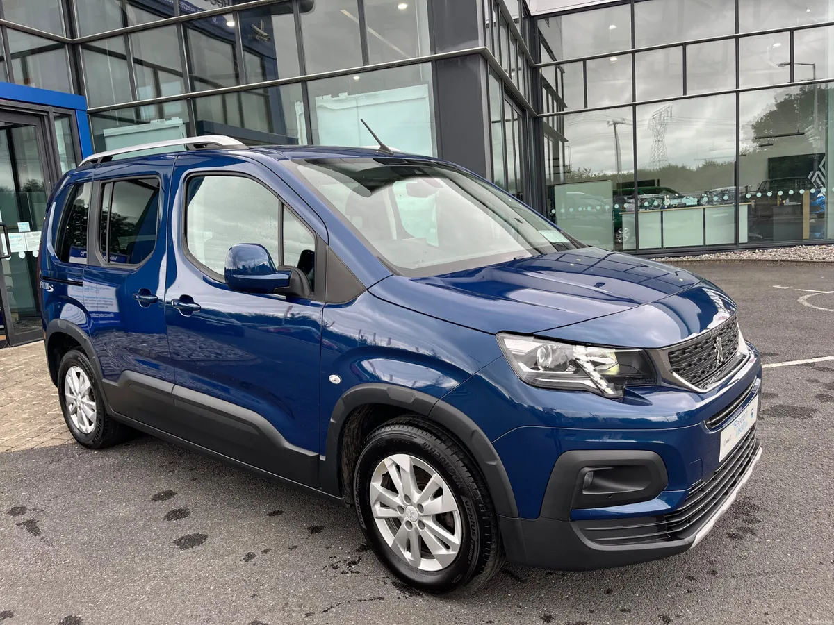 Peugeot Rifter 2021 Wheelchair Access - Image 1