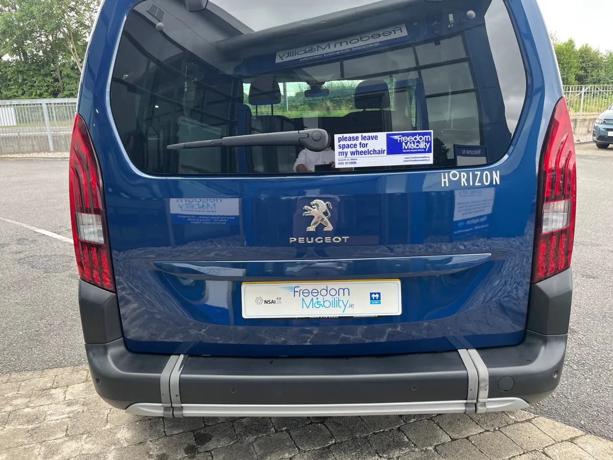 Peugeot Rifter 2021 Wheelchair Access - Image 6