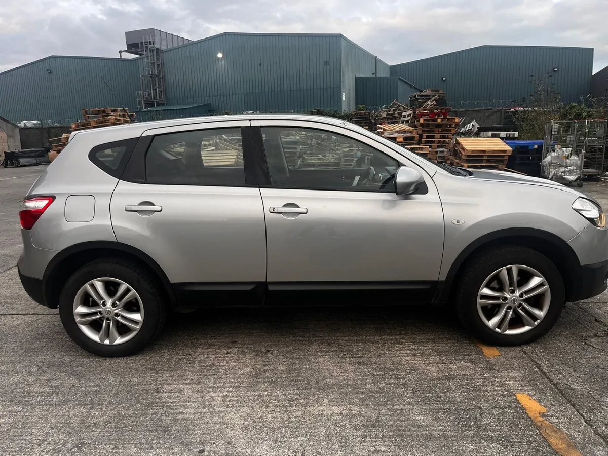 Nissan Qashqai 2012 - Image 3