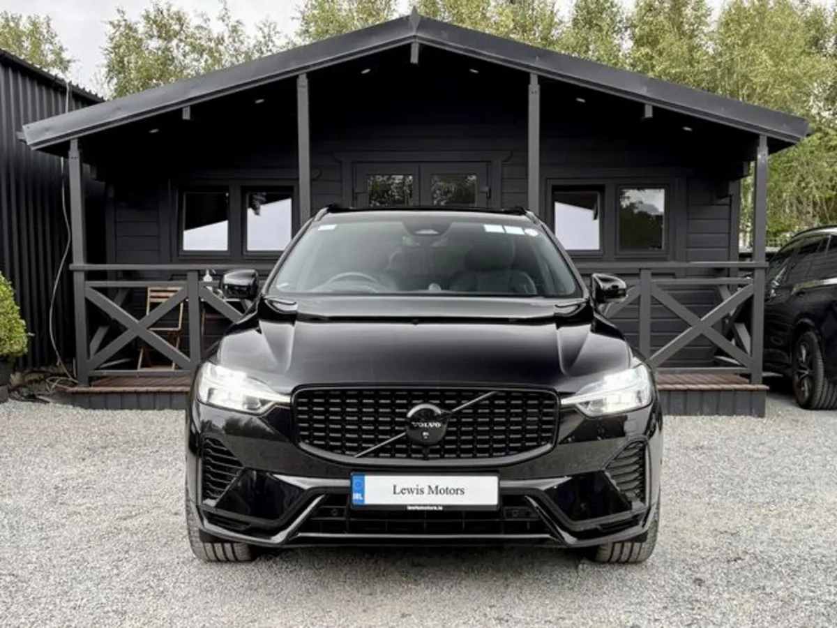 Volvo XC60 T8 Ultra Black Edition 455BHP - Image 2