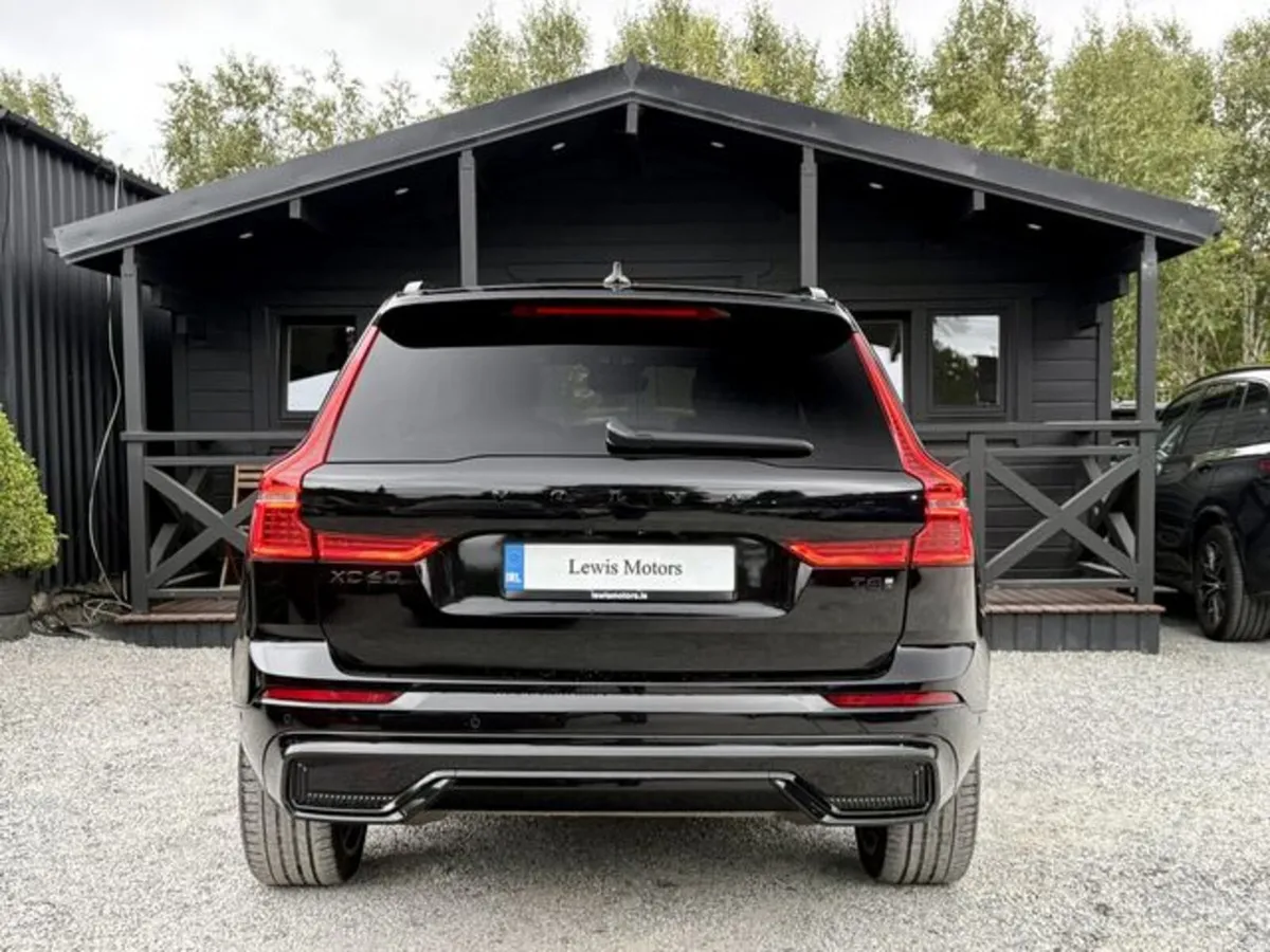 Volvo XC60 T8 Ultra Black Edition 455BHP - Image 5