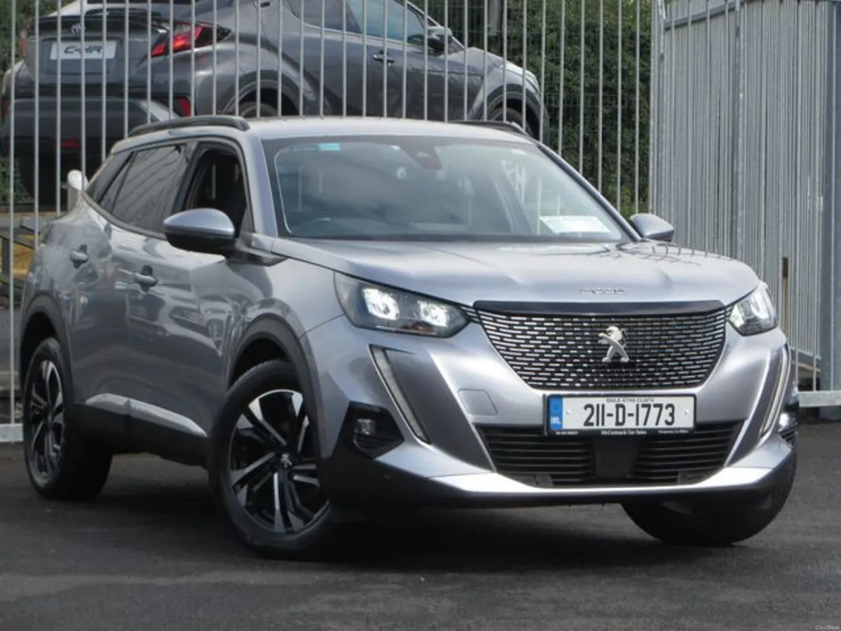Peugeot 2008 Allure 1.5 Blue HDI - Image 3