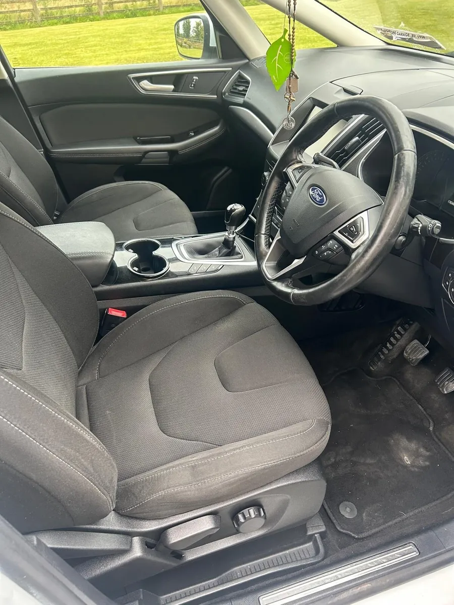Ford S-Max 2016 - Image 2
