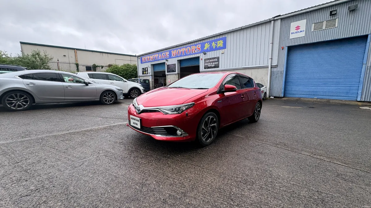 Toyota Auris 1.8 Hybrid 2016 - Image 3