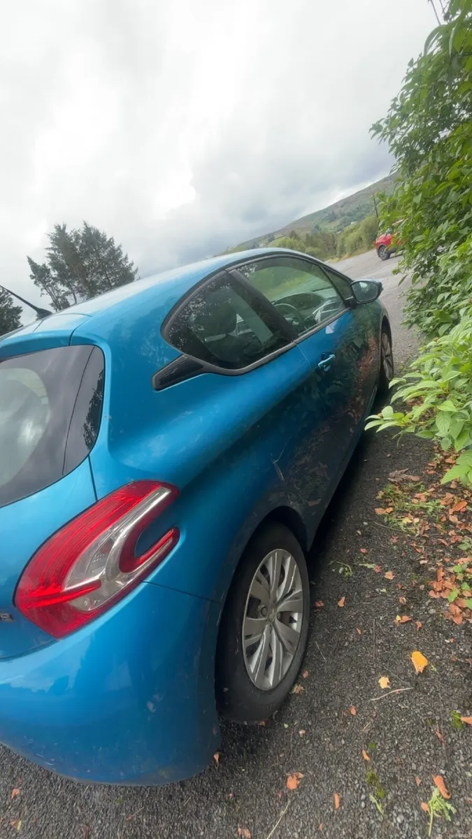 Peugeot 208 2013 - Image 5