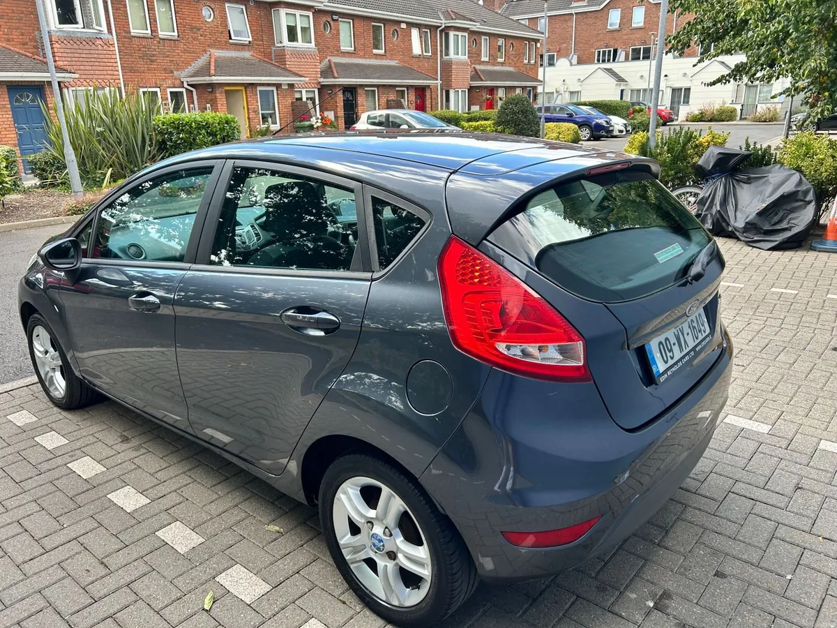 Ford Fiesta 2009 - Image 5