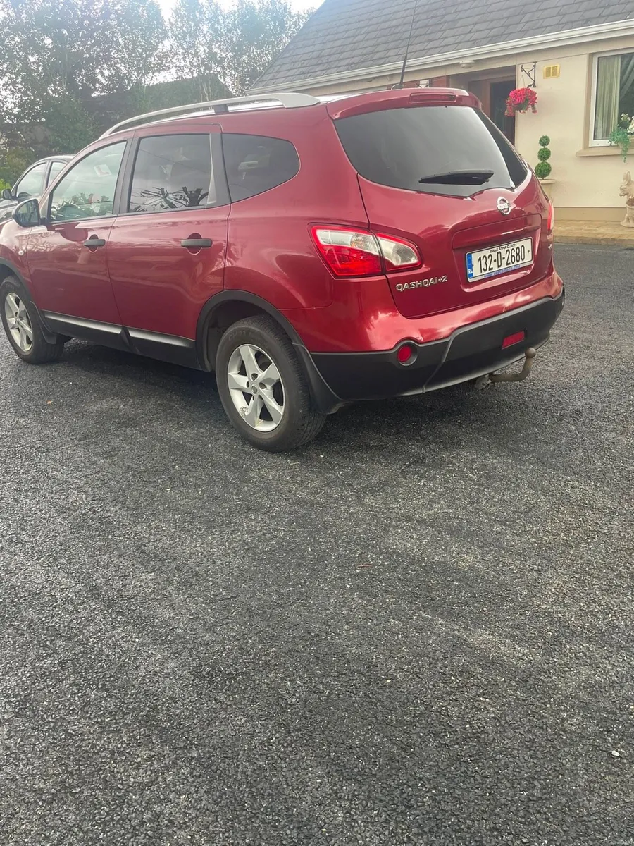 132 Nissan Qashqai +2 - Image 3