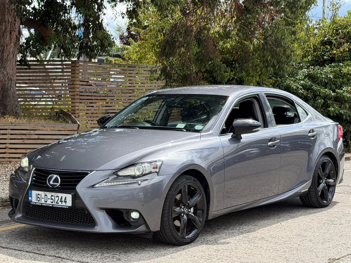 2016 Lexus IS SPORT - Image 1
