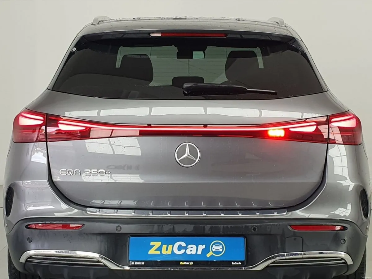 Mercedes-Benz EQA Eqa 250+ Amg Line Executive  AMG - Image 4