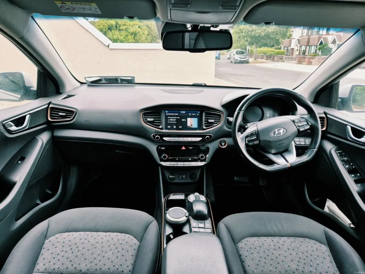 Hyundai IONIQ 2017 - Image 2