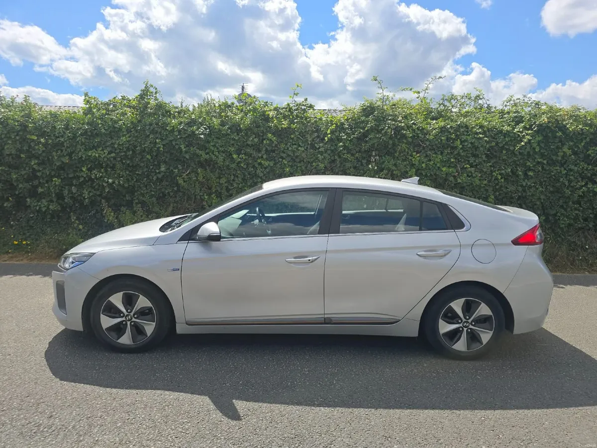 Hyundai IONIQ 2017 - Image 1