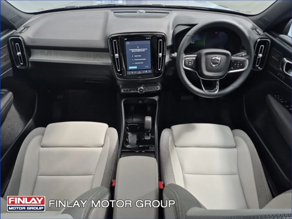 Volvo EX40 Single Motor Electric Plus - Image 2