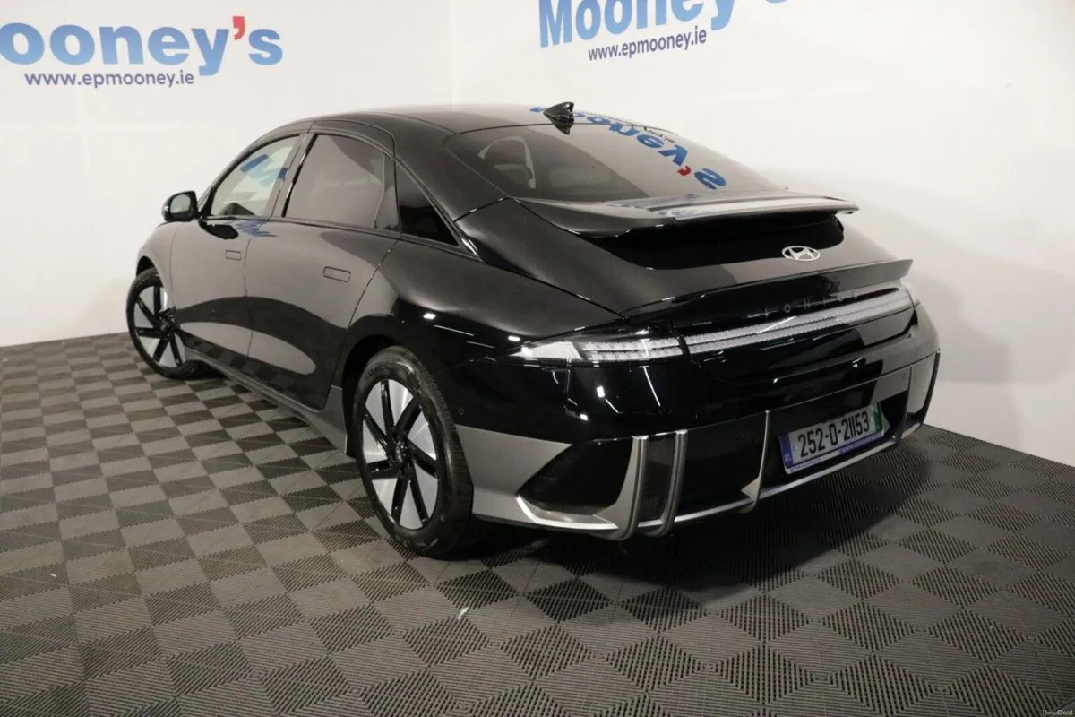 Hyundai IONIQ 6 Elegance 77 KwH EV Saloon - Image 4