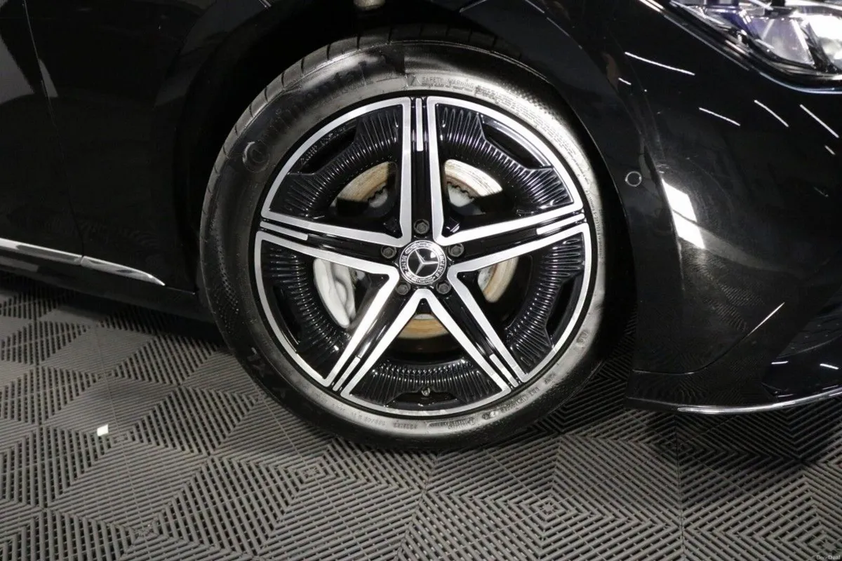Mercedes-Benz EQE 300 - 90KwH EV Saloon - Image 4