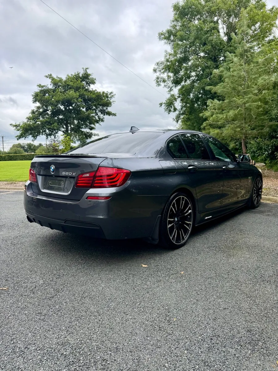 BMW 5-Series 2016 520D F10 M SPORT AUTO - Image 4