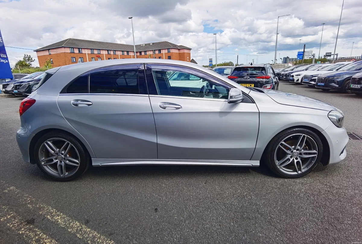 MERCEDES-BENZ A CLASS A180 AMG SPORT AUTO PETROL - Image 4