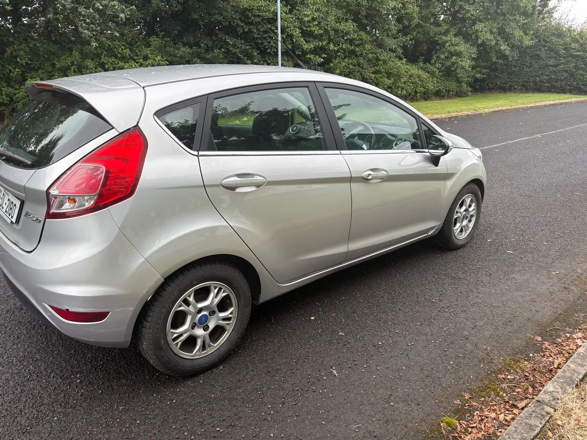 2015/152 FORD FIESTA 1.5 TDCI ZETEC NCT 04/27 - Image 4