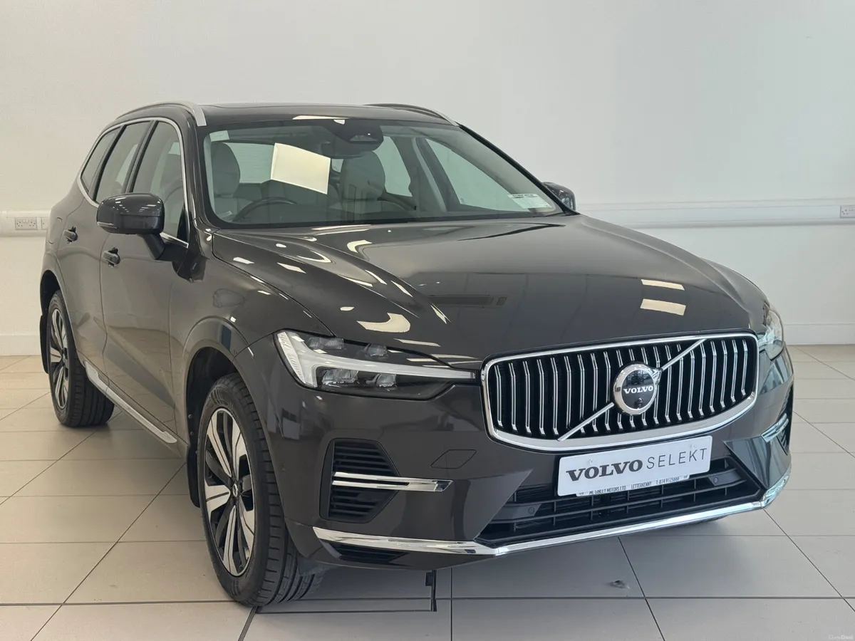 Volvo XC60 2023 - Image 1