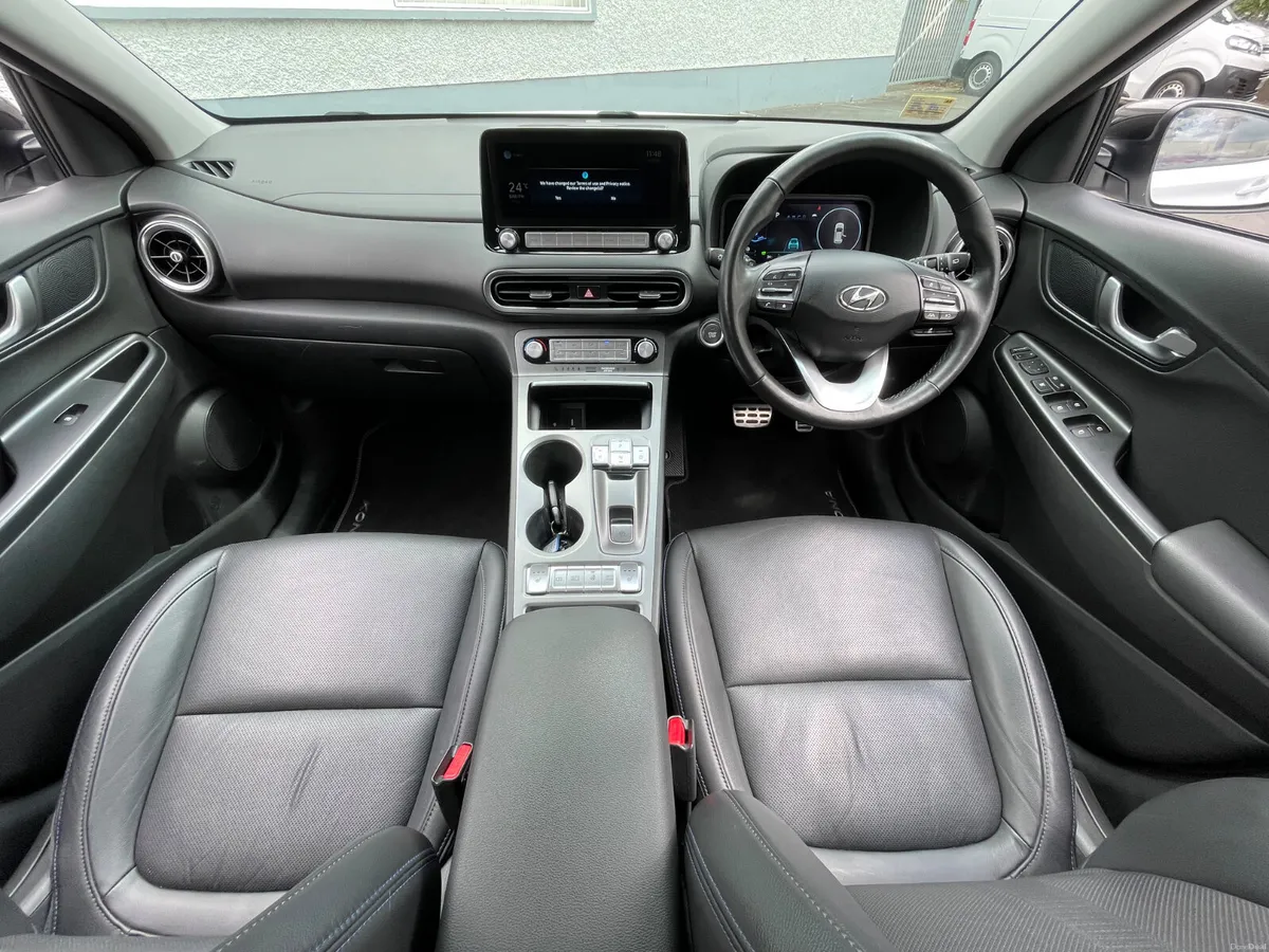 PREMIUM SE-64KWH-APPLE PLAY-LEATHER-120TAX - Image 3
