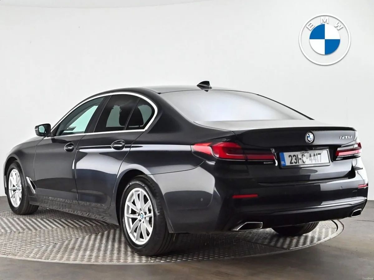 BMW 5-Series 520d SE Saloon - Image 2