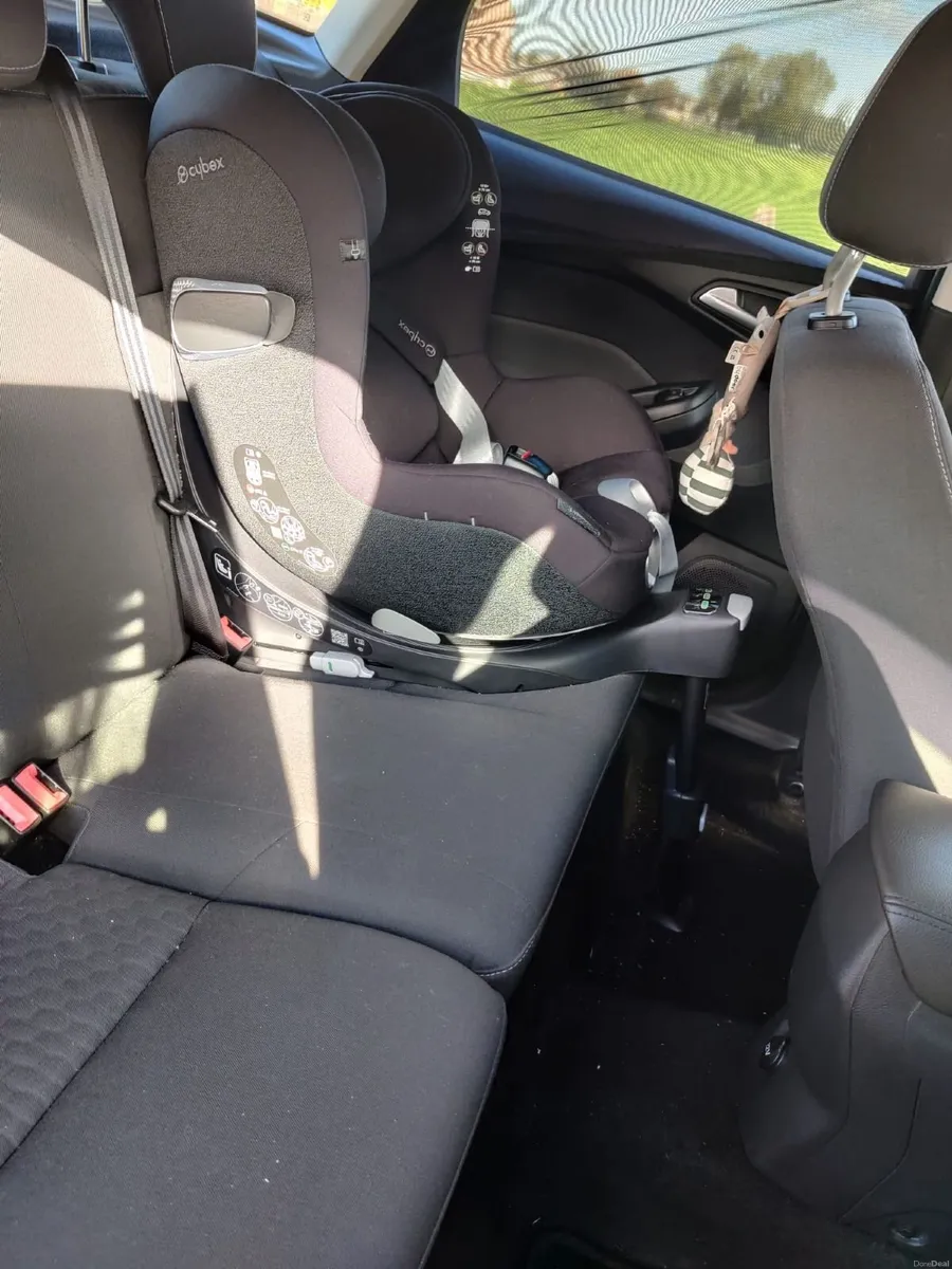 Ford Focus 2014 - Image 3