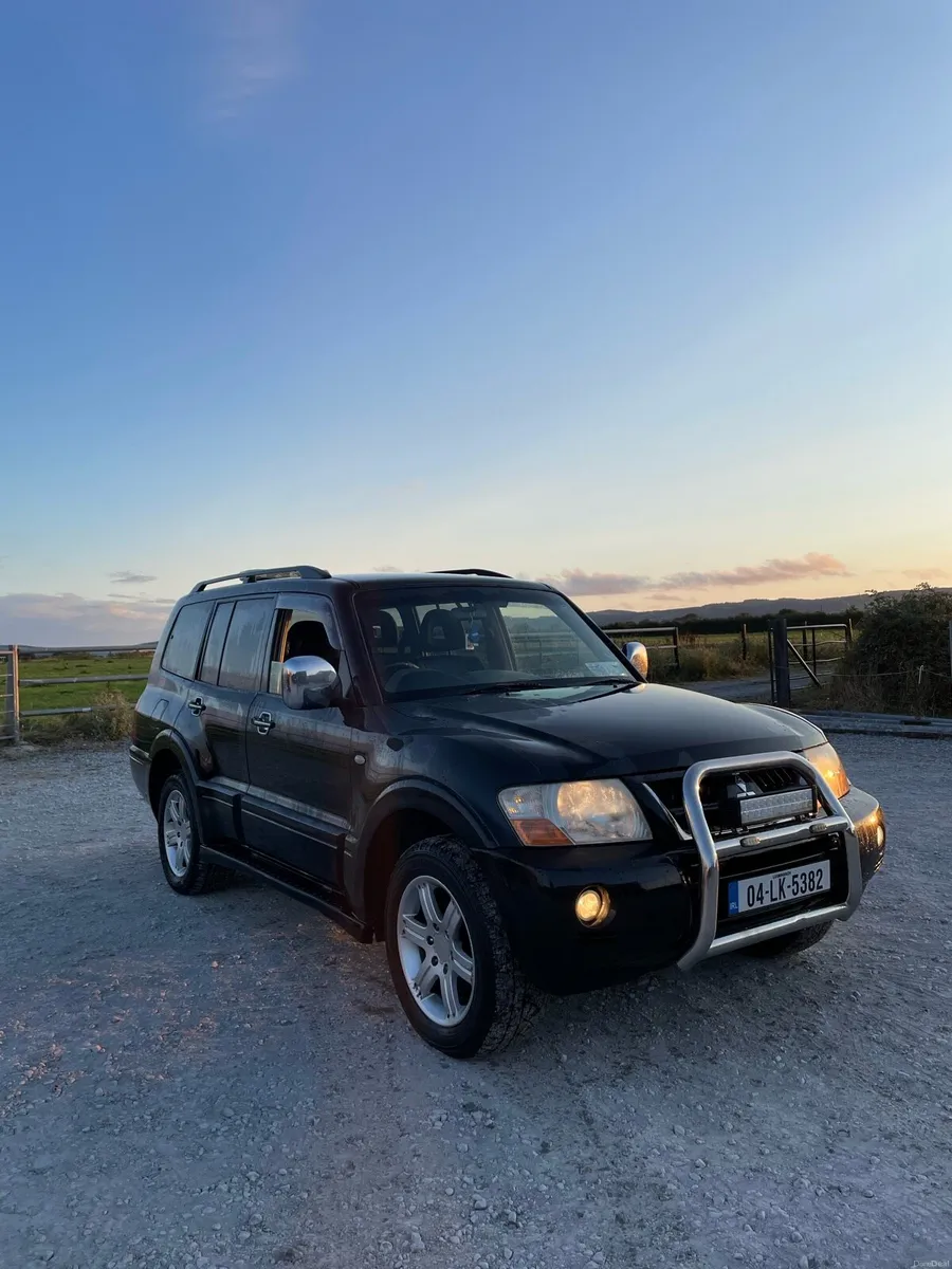 Mitsubishi shogun - Image 1
