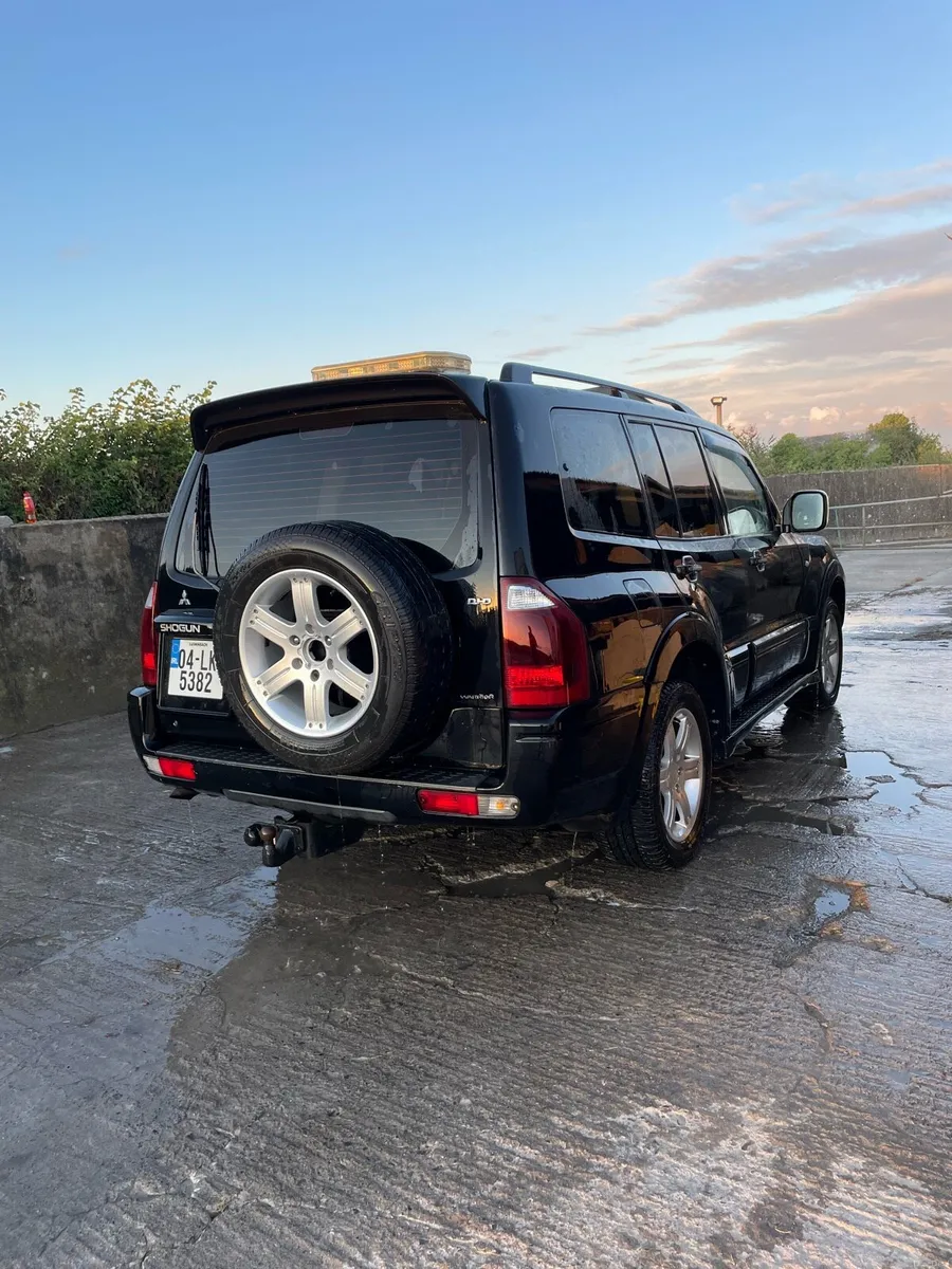 Mitsubishi shogun - Image 6